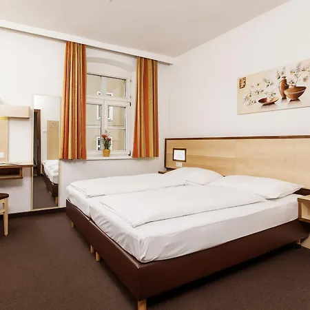 Goldene Krone Hotel 3*