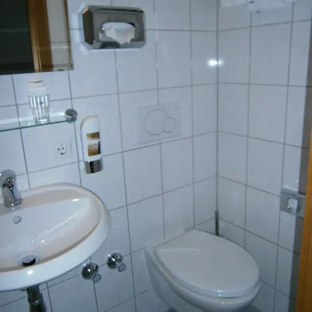 因斯布鲁克迈诺特金克朗酒店 酒店 因斯布鲁克