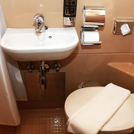 因斯布鲁克迈诺特金克朗酒店 3* 因斯布鲁克