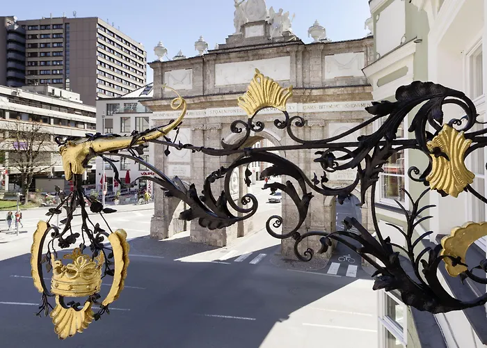 Goldene Krone Инсбрук