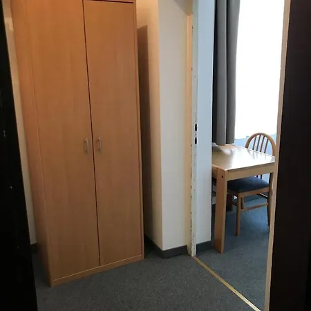 Hotell Goldene Krone 3*