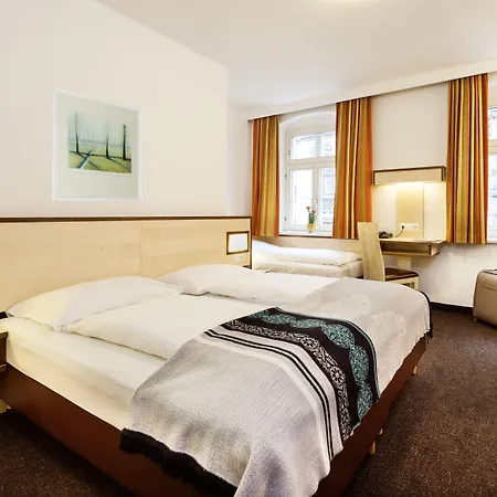 Szálloda Goldene Krone 3*