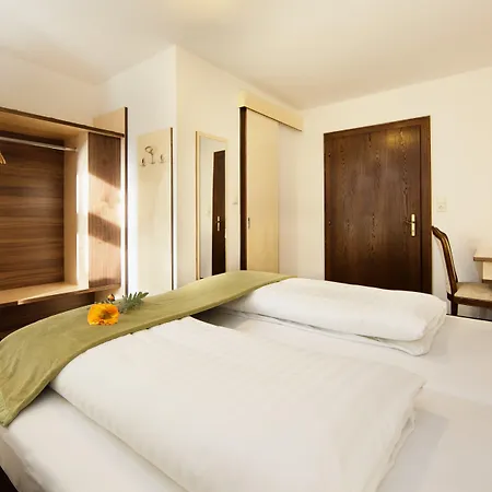 Goldene Krone Szálloda 3*