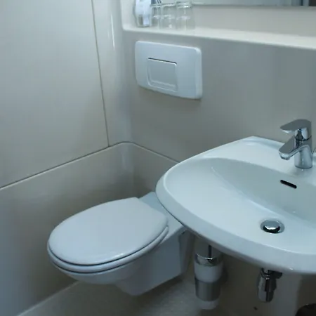 Goldene Krone Szálloda