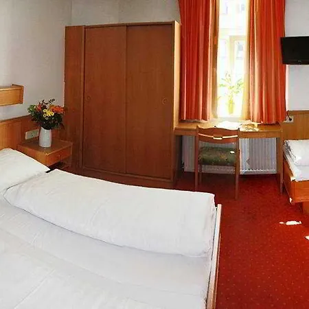 Goldene Krone Hotel 3*