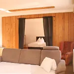 Goldene Krone 3* Ίνσμπρουκ